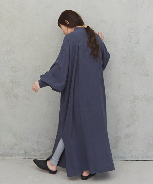 Libra Cue（リブラ キュー）の「Libra リラックスカフタンボリュームワンピース（ワンピース・レディース・ベージュ/ネイビー/ワイン・FREE）」の13枚目の写真