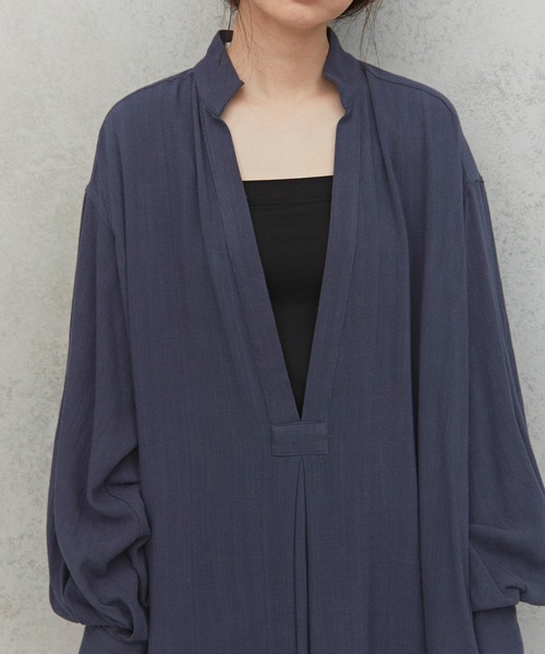 Libra Cue（リブラ キュー）の「Libra リラックスカフタンボリュームワンピース（ワンピース・レディース・ベージュ/ネイビー/ワイン・FREE）」の18枚目の写真