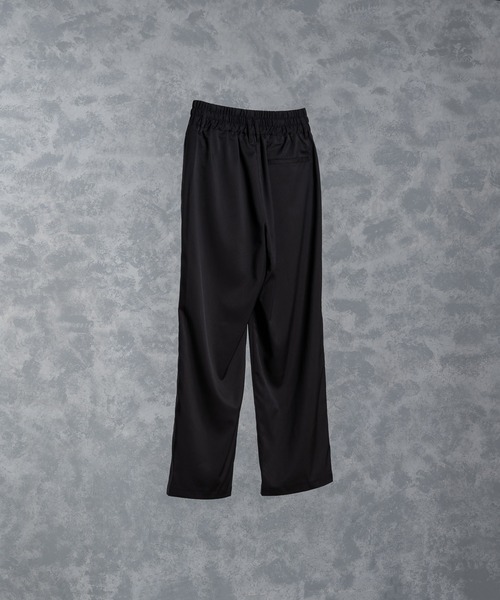 ADRER（アドラー）の「High fabric easy wide straight pants/ハイファブリックイージーワイドストレートパンツ（スラックス・メンズ・ブラック/カーキ/ナチュラル・SMALL/MEDIUM/LARGE/X-SMALL）」の20枚目の写真