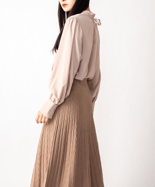 Mysa&Liina（ミーサリーナ）の「スタンドカラーブラウス（シャツ/ブラウス・レディース・ベージュ/ブラウン/オフホワイト・M）」の16枚目の写真