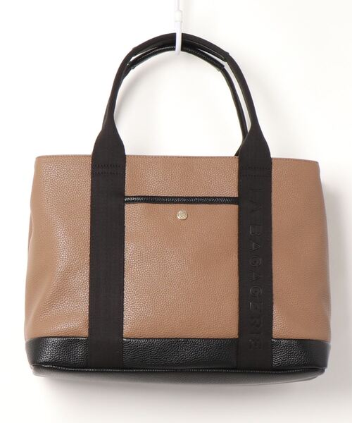 LA BAGAGERIE(ラバガジェリー)の「エンボスロゴテープTOTE(トートバッグ・レディース・ブラック/グレー/ライトブラウン・FREE)」の7枚目の写真