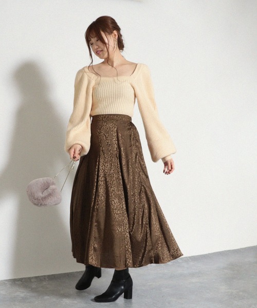 Cheek（チーク）の「パフショルダーリブニットプルオーバー（ニット/セーター・レディース・ブラウン/アイボリー/グレー・MEDIUM）」の8枚目の写真