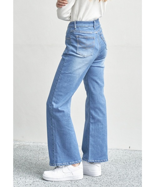 ALEXIA STAM(アリシアスタン)の「Wide Straight Jeans/ワイドストレートジーンズ(デニムパンツ・レディース・ライトブルー/ブルー・S/M/XS)」の14枚目の写真
