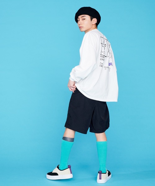 Mark Gonzales（マーク・ゴンザレス）の「Mark Gonzales/マークゴンザレス 別注コラボ オーバーサイズロゴロンT（Tシャツ/カットソー・メンズ・ホワイト/ブラック/パープル/ブラウン/サックスブルー/グリーン/グレイッシュベージュ/ピンク・M/L/XL）」の20枚目の写真