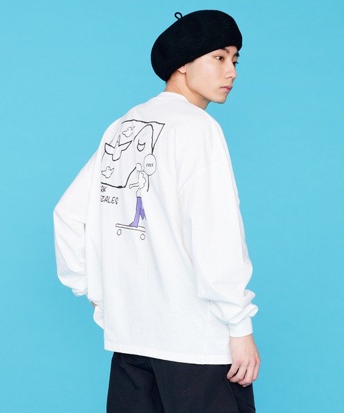 Mark Gonzales（マーク・ゴンザレス）の「Mark Gonzales/マークゴンザレス 別注コラボ オーバーサイズロゴロンT（Tシャツ/カットソー・メンズ・ホワイト/ブラック/パープル/ブラウン/サックスブルー/グリーン/グレイッシュベージュ/ピンク・M/L/XL）」の13枚目の写真