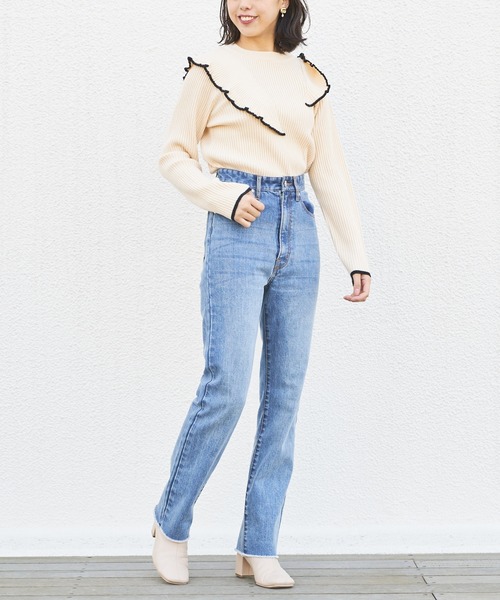 Chico（チコ）の「ストレートカラーデニム（デニムパンツ・レディース・ブラック/ライトベージュ/ブルー・SMALL/MEDIUM）」の12枚目の写真