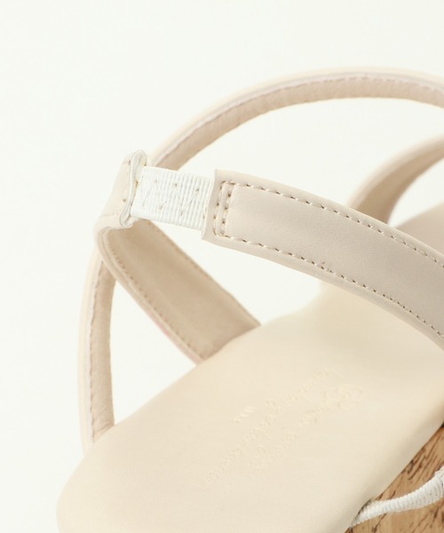 ikka（イッカ）の「バックストラップフラットサンダル（サンダル・レディース・ホワイト/ブラック/ベージュ・M/L）」の16枚目の写真