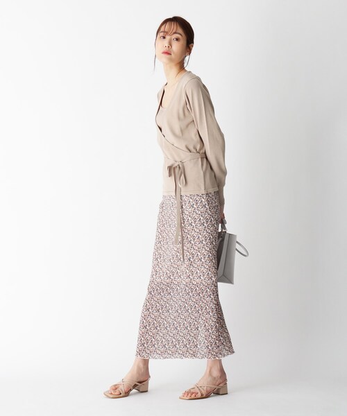 OPAQUE.CLIP（オペークドットクリップ）の「◆フラワープリーツスカート（スカート・レディース・ブラック系/ベージュ系/ブルー系・38/36）」の13枚目の写真