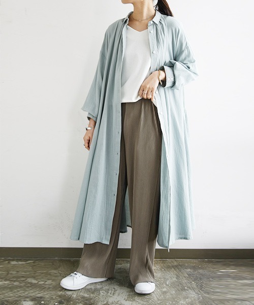 and it_（アンドイット）の「セルフカットプリーツワイドパンツ（その他パンツ・レディース・グレー系その他/ブラウン/ベージュ/ピンクベージュ/カーキ/ブラック/グレイッシュブルー/ブルー系その他/ベージュ系その他/アイボリー/イエロー/ライトカーキ/ブルー/ダークオレンジ/パープル/ブルーグレー・L/LL/M）」の18枚目の写真