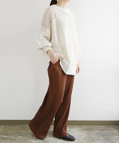 and it_（アンドイット）の「セルフカットプリーツワイドパンツ（その他パンツ・レディース・グレー系その他/ブラウン/ベージュ/ピンクベージュ/カーキ/ブラック/グレイッシュブルー/ブルー系その他/ベージュ系その他/アイボリー/イエロー/ライトカーキ/ブルー/ダークオレンジ/パープル/ブルーグレー・L/LL/M）」の22枚目の写真