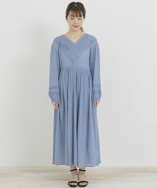 URBAN RESEARCH Sonny Label（アーバンリサーチサニーレーベル）の「レース切替Vネックワンピース（ワンピース・レディース・チャコールグレー/オフホワイト/ブルー系その他・FREE）」の9枚目の写真