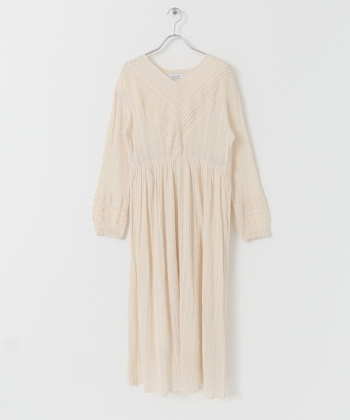 URBAN RESEARCH Sonny Label（アーバンリサーチサニーレーベル）の「レース切替Vネックワンピース（ワンピース・レディース・チャコールグレー/オフホワイト/ブルー系その他・FREE）」の13枚目の写真