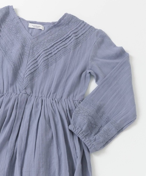 URBAN RESEARCH Sonny Label（アーバンリサーチサニーレーベル）の「レース切替Vネックワンピース（ワンピース・レディース・チャコールグレー/オフホワイト/ブルー系その他・FREE）」の15枚目の写真