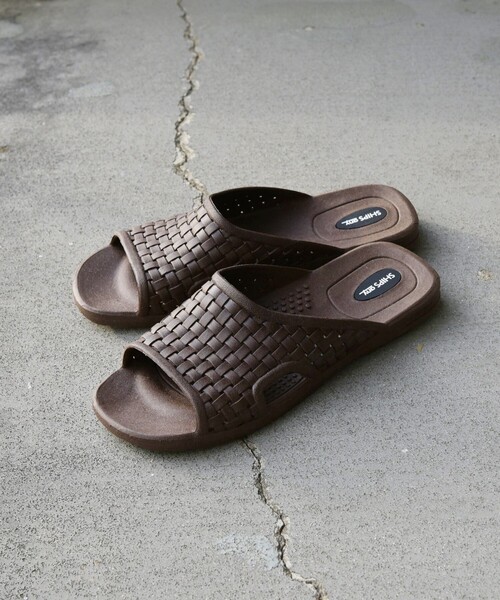 SHIPS any（シップス エニィ）の「【SHIPS any別注】OKABASHI: TORINO スライド サンダル◇（サンダル・メンズ・ブラック/ブラウン・MEDIUM/X-LARGE/LARGE）」の11枚目の写真