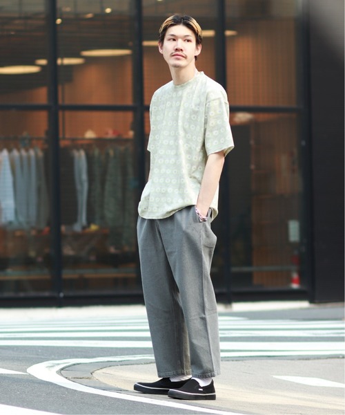 JOURNAL STANDARD relume（ジャーナルスタンダード　レリューム）の「パターンプリントS/STEE（Tシャツ/カットソー・メンズ・グリーン系その他/グリーン系その他2/グリーン・MEDIUM/LARGE）」の4枚目の写真