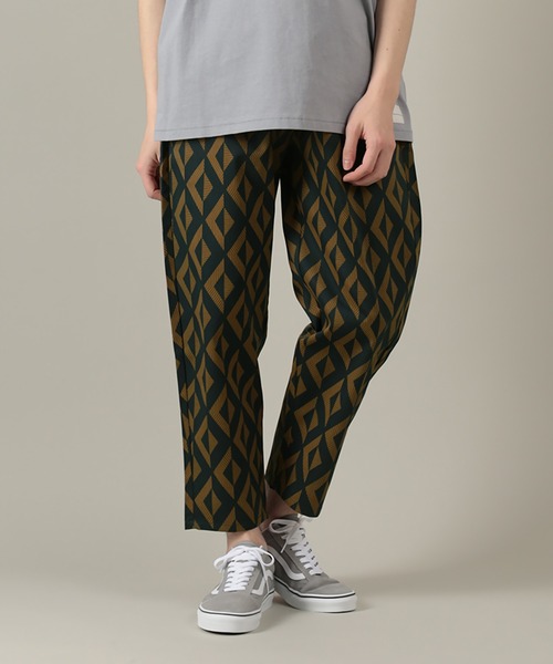 SlashDate(スラッシュデイト)の「バルーンテーパード 総柄アンクル シェフパンツ(チノパンツ・メンズ・ストライプ/その他・S/M/XL/L)」の3枚目の写真