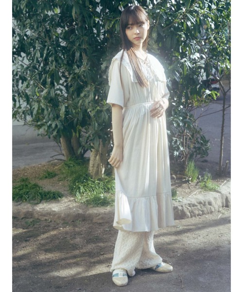 merry jenny(メリージェニー)の「lusterレースセーラーカラーワンピース(ワンピース・レディース・アイボリー/ブラック/ピンク/ブルー・FREE)」の6枚目の写真