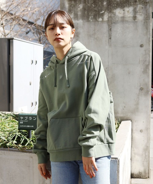 ROOPTOKYO（ループトウキョウ）の「ALL ONE/オールワン TWO ICON WIDE HOODIE ボスサイドショルダープリント パーカー（パーカー・メンズ・ブラック/ネイビー/オリーブ・S/L/XS/M）」の8枚目の写真