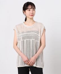 Per sist ence | Per sist ence/パーシエンス　透かし編みバックスリットプルオーバー(ベスト)