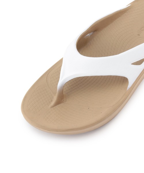 OOFOS(ウーフォス)の「【OOFOS】別注 OOriginal(サンダル・レディース・ベージュ・22/23/24/25)」の10枚目の写真