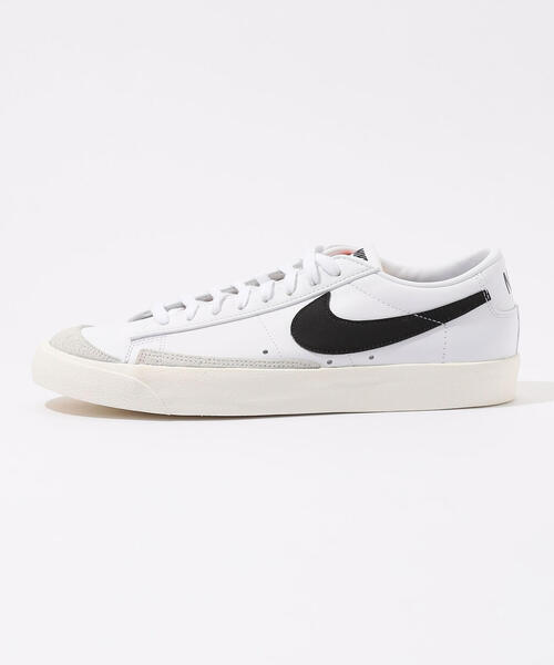 NIKE（ナイキ）の「NIKE BLAZER LOW 77 VINTAGE レザースニーカー（スニーカー・メンズ・ホワイト・8/10/9）」の4枚目の写真
