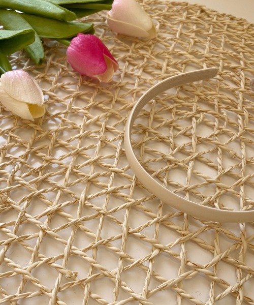 by muni:r(バイ ムニール)の「デイリーポイント 6カラーサテンヘアバンド(カチューシャ・レディース・ブラック/パープル/ピンク/ブルー/グリーン/アイボリー・ONE SIZE)」の16枚目の写真