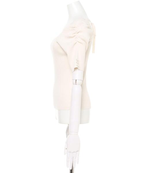 Allamanda（アラマンダ）の「スクエア／ネックパワショルニット（ニット/セーター・レディース・ブラック/サックスブルー/アイボリー/ベージュ/ブラウン・M）」の7枚目の写真