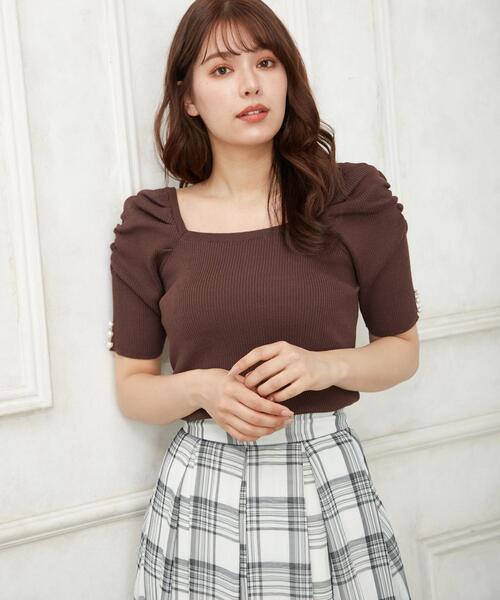 Allamanda（アラマンダ）の「スクエア／ネックパワショルニット（ニット/セーター・レディース・ブラック/サックスブルー/アイボリー/ベージュ/ブラウン・M）」の18枚目の写真