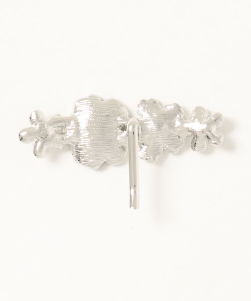 Port(ポート)の「フラワー×リーフ メタル ポニーフック/ヘアカフ/ヘアピアス(ヘアピン・レディース・シルバー/ゴールド/シルバー系その他/ゴールド系その他/シルバー系その他2/ゴールド系その他2・FREE)」の9枚目の写真