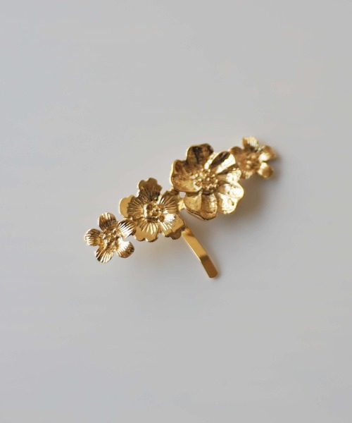 Port(ポート)の「フラワー×リーフ メタル ポニーフック/ヘアカフ/ヘアピアス(ヘアピン・レディース・シルバー/ゴールド/シルバー系その他/ゴールド系その他/シルバー系その他2/ゴールド系その他2・FREE)」の12枚目の写真