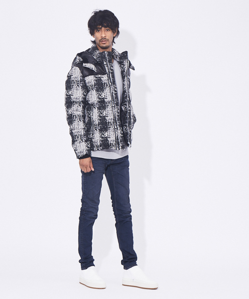 5351 POUR LES HOMMES（ゴーサンゴーイチプールオム）の「【定番人気】スキニーデニム（デニムパンツ・メンズ・インディゴブルー・44/46/48/50）」の10枚目の写真