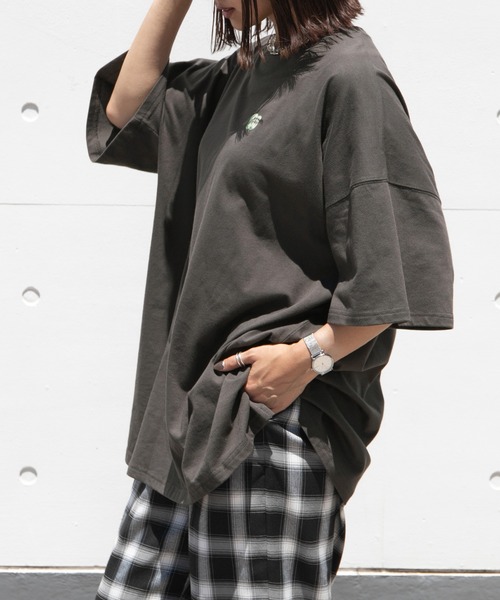PairPair(ペアペア)の「バックプリントTシャツ(ユニセックス)(Tシャツ/カットソー・レディース・ネイビー/オフホワイト/スミクロ・FREE)」の18枚目の写真