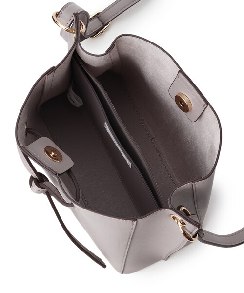 DRESKIP（ドレスキップ）の「◆結びモチーフ仕切りショルダー（ショルダーバッグ・レディース・ブラック/ベージュ/グレー・00）」の8枚目の写真