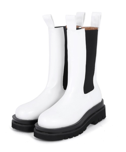 Figments(フィグメンツ)の「サイドゴアロングブーツ(ブーツ・レディース・ホワイト/ブラック・SMALL/MEDIUM)」の9枚目の写真