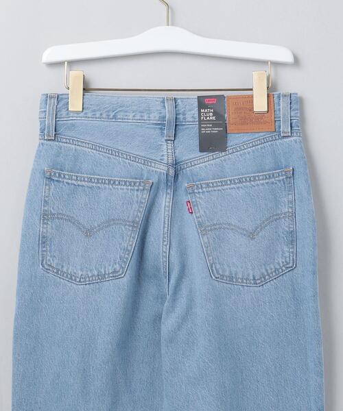6(ロク)の「<LEVI’S>MATH CLUB FLARE BERNAL SYMBOLS/デニムパンツ Ψ(デニムパンツ・レディース・ライトブルー・26/25/28/27)」の4枚目の写真
