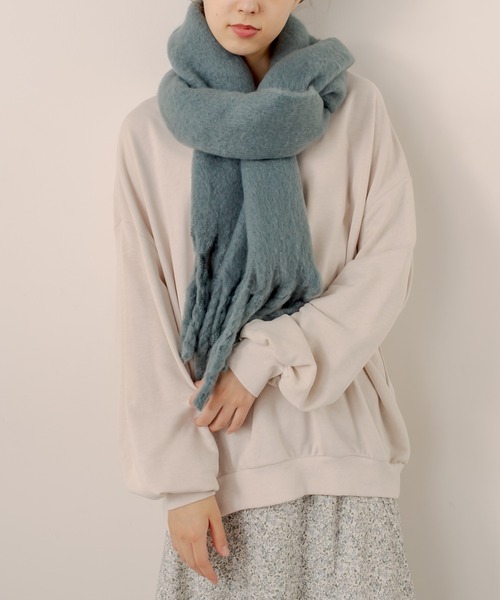 OLIVE des OLIVE（オリーブデオリーブ）の「【ZOZO限定カラー有】ブークレマフラー（マフラー・レディース・ベージュ/モスグリーン/ターコイズブルー/オフホワイト/ライトグレー・FREE）」の16枚目の写真