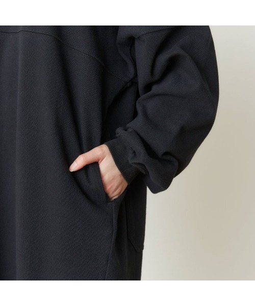 THE SHINZONE（ザ　シンゾーン）の「Shinzone BACK POCKETS DRESS 21AMSCU07（ドレス・レディース・ブラック・FREE）」の5枚目の写真