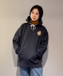 【ZOZOタウン限定アイテム】SANTACRUZ/サンタクルーズ × 光永(ひなた)監修アイテム ビッグシルエット ダルメシアン柄ロゴパーカー 502213344