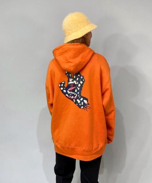 ムラサキスポーツ by 光永（ムラサキスポーツバイヒナタ）の「【ZOZOタウン限定アイテム】SANTACRUZ/サンタクルーズ × 光永（ひなた）監修アイテム  ビッグシルエット  ダルメシアン柄ロゴパーカー   502213344（パーカー・レディース・ホワイト/ブラック/グレー/オレンジ・M/L/XL）」の4枚目の写真