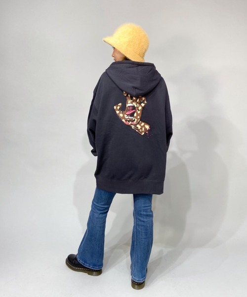 ムラサキスポーツ by 光永（ムラサキスポーツバイヒナタ）の「【ZOZOタウン限定アイテム】SANTACRUZ/サンタクルーズ × 光永（ひなた）監修アイテム  ビッグシルエット  ダルメシアン柄ロゴパーカー   502213344（パーカー・レディース・ホワイト/ブラック/グレー/オレンジ・M/L/XL）」の20枚目の写真