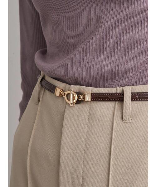 earth music&ecology（アースミュージックアンドエコロジー）の「型押しフックベルト＊（ベルト・レディース・ブラック/ダークブラウン/ピンク・FREE）」の7枚目の写真