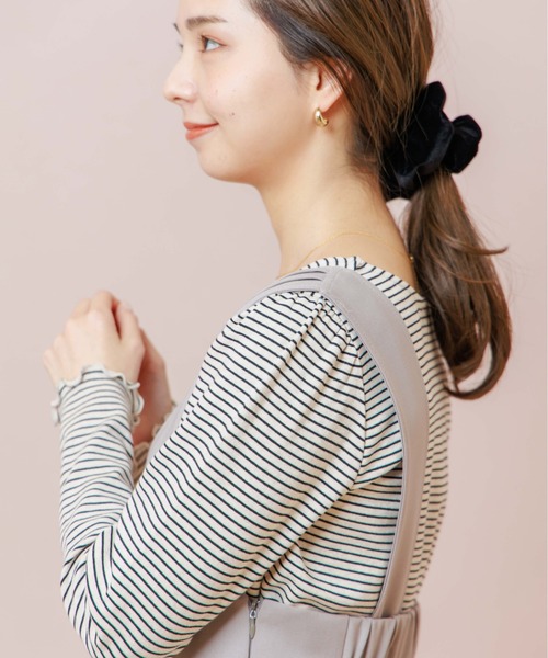 flower（フラワー）の「スクエアボーダートップ（Tシャツ/カットソー・レディース・グレー/アイボリー・FREE）」の16枚目の写真