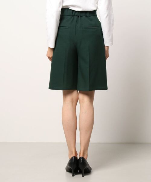 archives(アルシーヴ)の「ストレッチギャバハーフパンツ(その他パンツ・レディース・グリーン/ブラック/モカ・MEDIUM)」の18枚目の写真