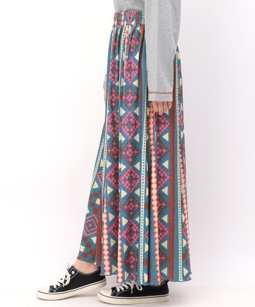 チチカカ（チチカカ）の「ファブリックプリントジャージースカート（スカート・レディース・ブラック/オレンジ/ブルー・SMALL/MEDIUM）」の11枚目の写真