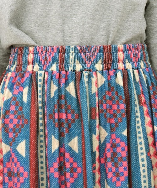 チチカカ（チチカカ）の「ファブリックプリントジャージースカート（スカート・レディース・ブラック/オレンジ/ブルー・SMALL/MEDIUM）」の13枚目の写真