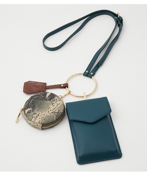 カープ×AZUL BY MOUSSY バッグ 限定 完売品 AZUL by moussy - 値下げ☆AZULbymoussyカープコラボバックの