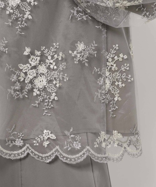 mysty woman(ミスティウーマン)の「フローラルレース刺繍ロングスリーブブラウス 263626(シャツ/ブラウス・レディース・オフホワイト/ピンク/グレイッシュブルー/チャコール/イエロー系・FREE)」の17枚目の写真