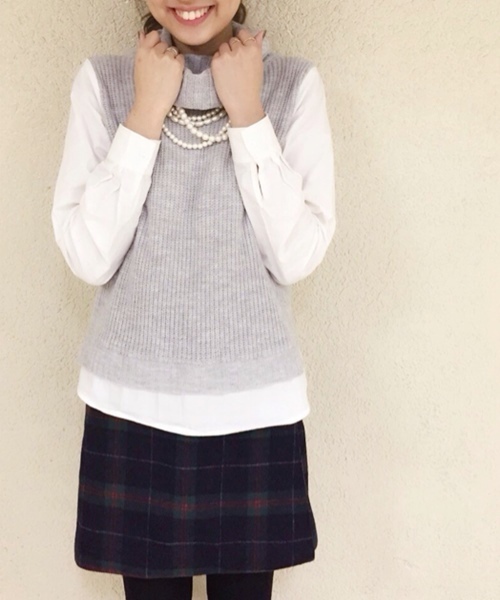 Chico（チコ）の「オフタートル重ね着TOPS（ニット/セーター・レディース・ブラック/ダークグリーン/ホワイト/グレー・FREE）」の5枚目の写真