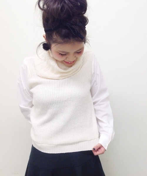 Chico（チコ）の「オフタートル重ね着TOPS（ニット/セーター・レディース・ブラック/ダークグリーン/ホワイト/グレー・FREE）」の6枚目の写真