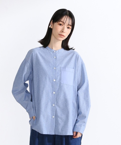 ONIGIRI(オニギリ)の「バンドカラーコンビシャツ(シャツ/ブラウス・レディース・ホワイト/ブルー・MEDIUM/LARGE)」の1枚目の写真